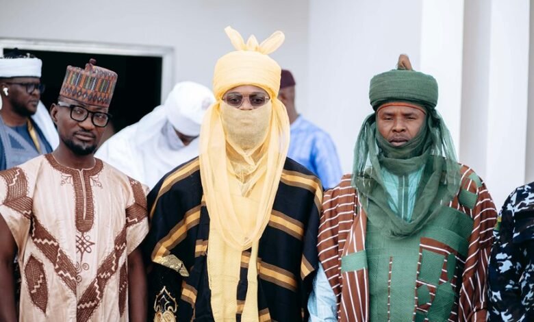 small cana robe design