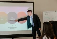 stellar crest startups accelerating growth